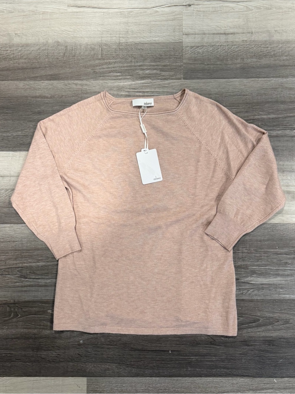 Essentials by Milano Light Pink Soft Stretch Knit Sweater Size Medium